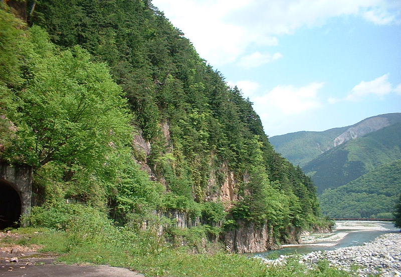 現在の平瀬隧道